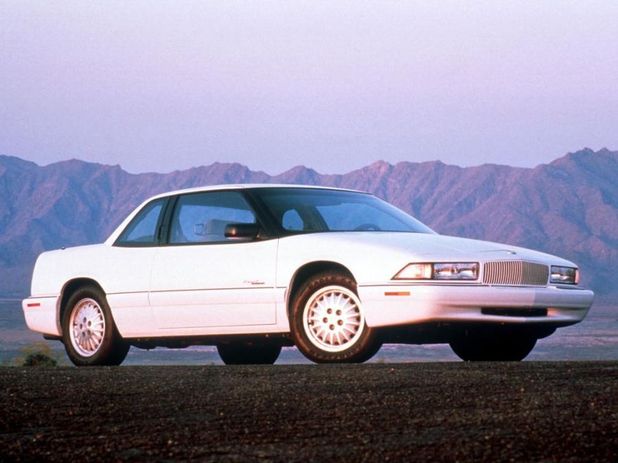  Buick Regal GS Coupe 1993 года  (фото 3 из 4)